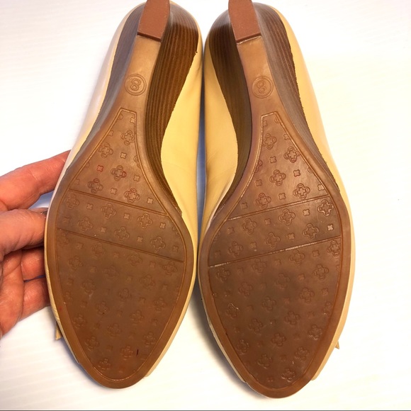 Etienne Aigner Shoes | Etienne Aigner Nixie Tan Nude Leather Wedge 8 Euc | Poshmark